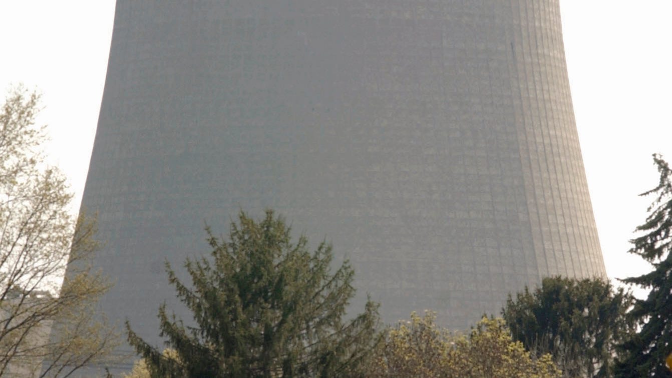 EPA orders Ohio power plant to stop dumping toxic coal ash