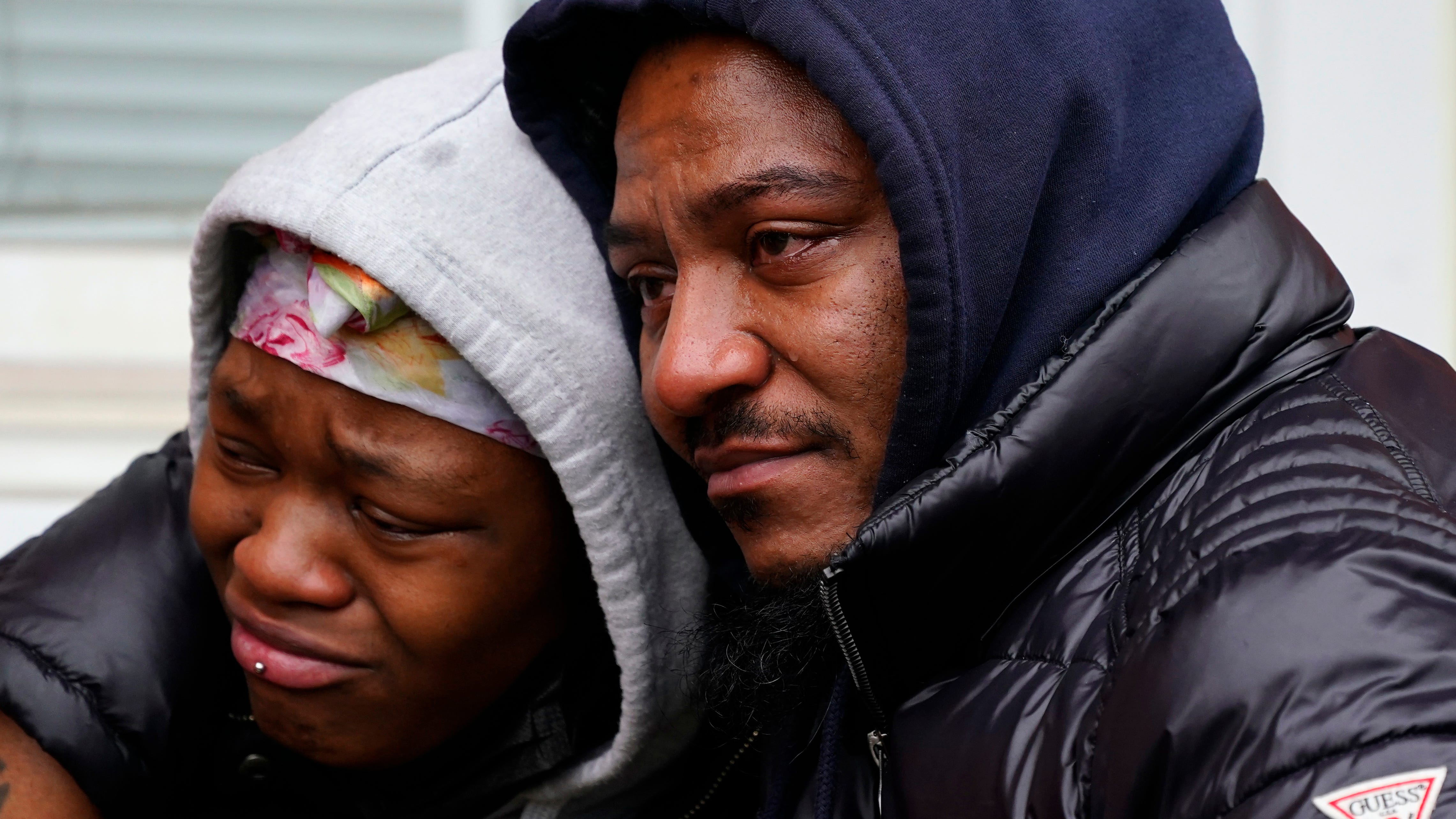 8 children, 2 mothers among dead in Philadelphia house fire