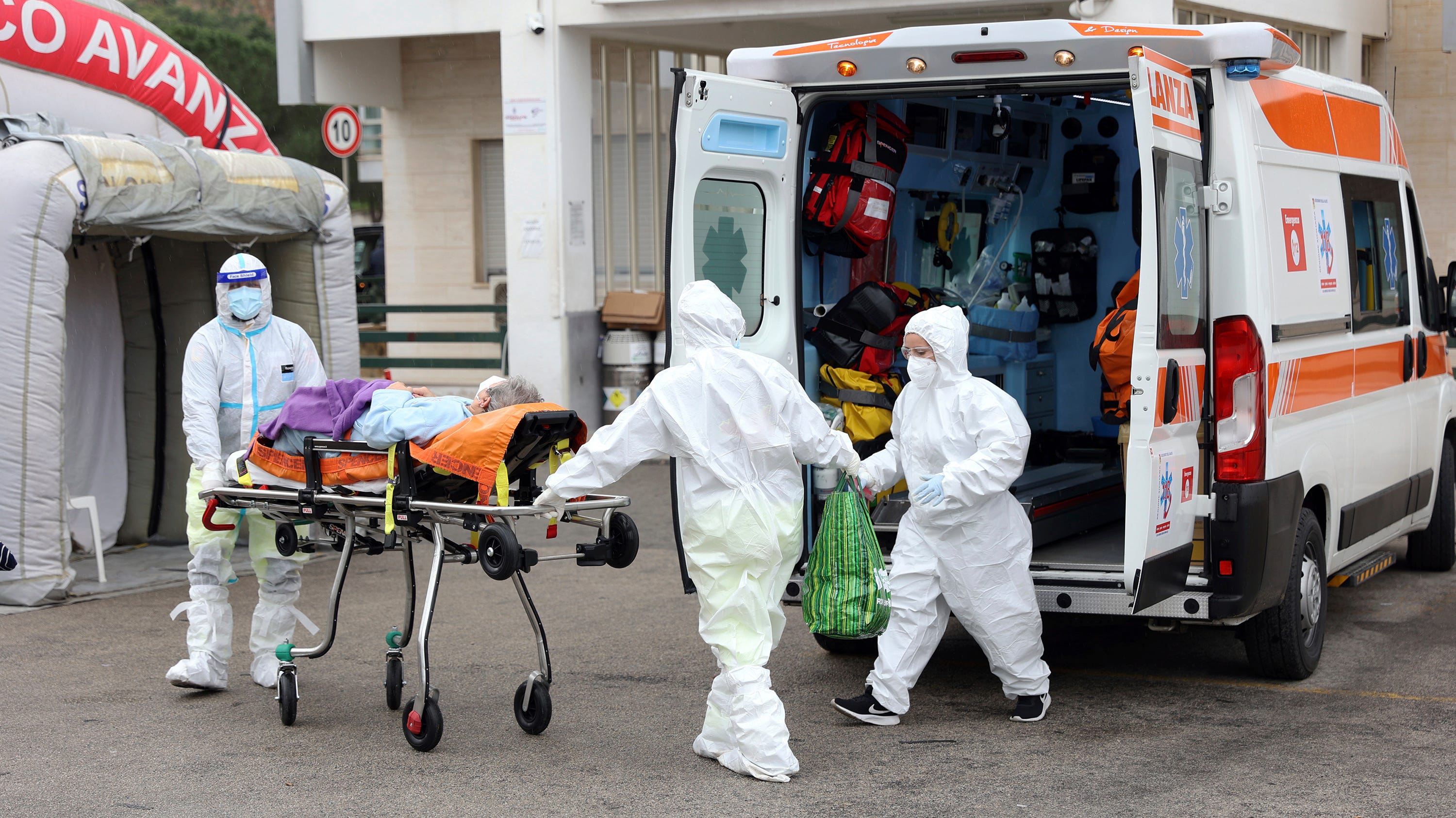 As omicron spreads, Europe scrambles to shore up health care