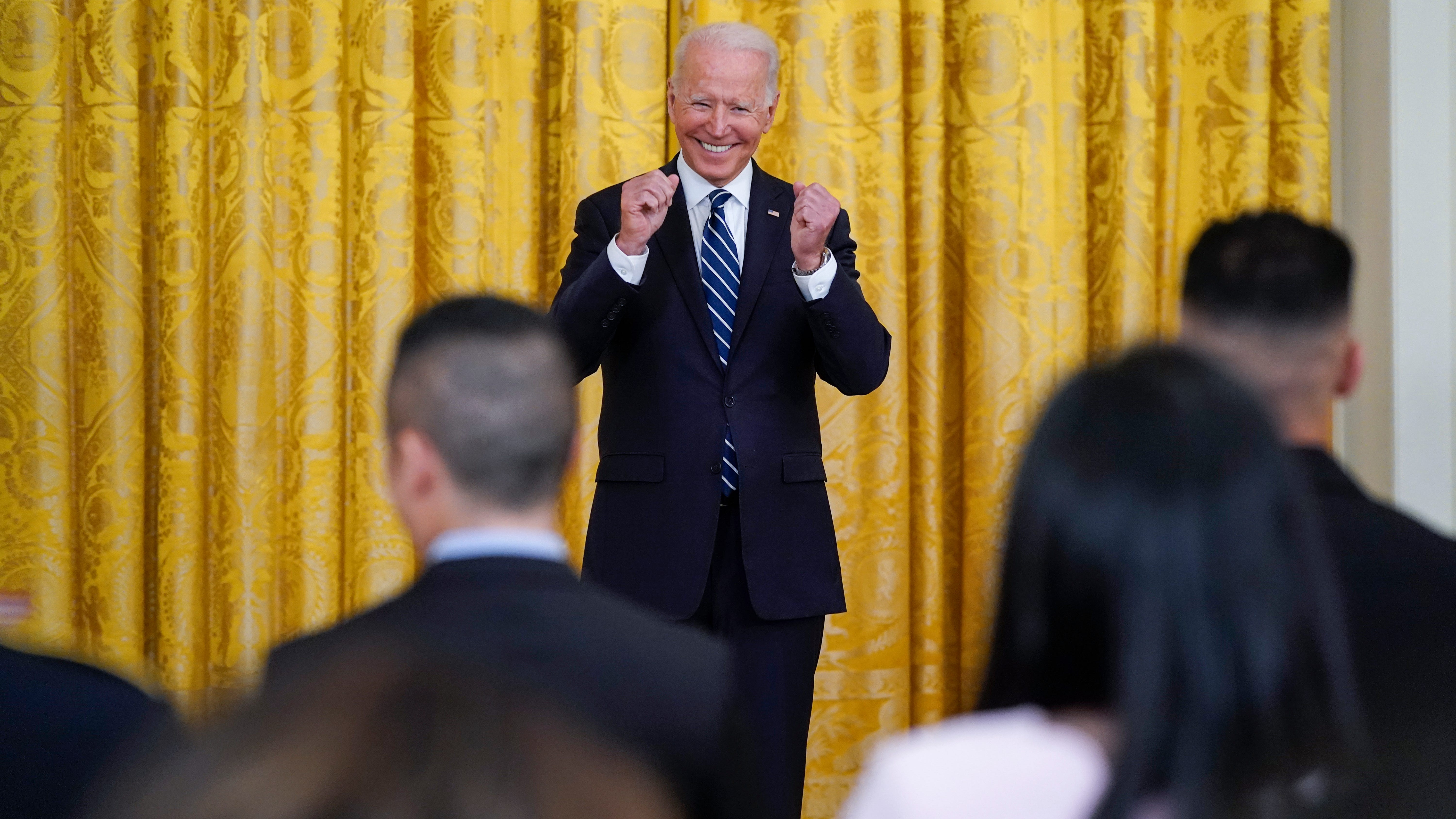 Biden calls for bipartisan action on pathway to citizenship