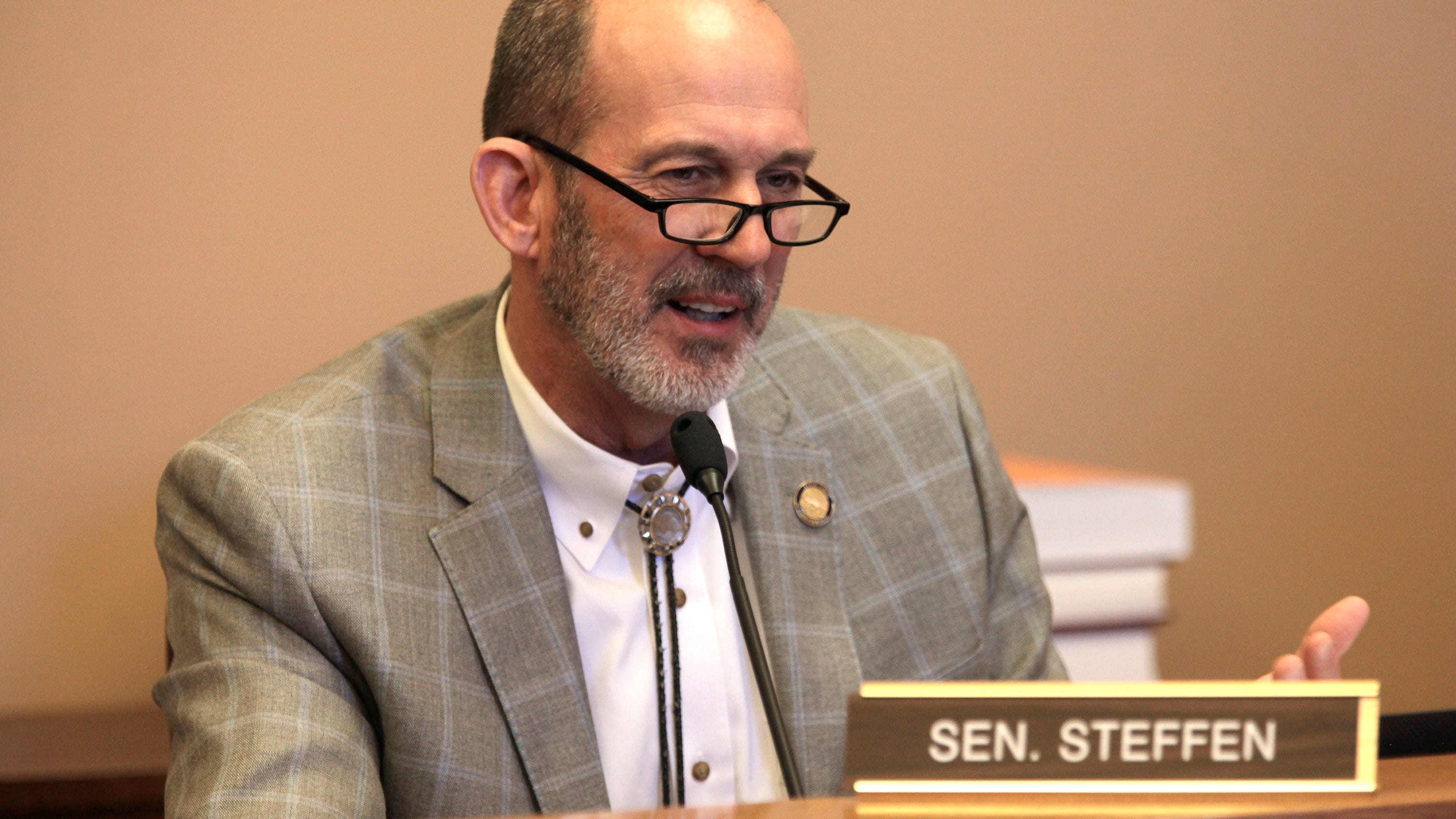 Anti-vax, pro-ivermectin measures advance in Kansas Senate