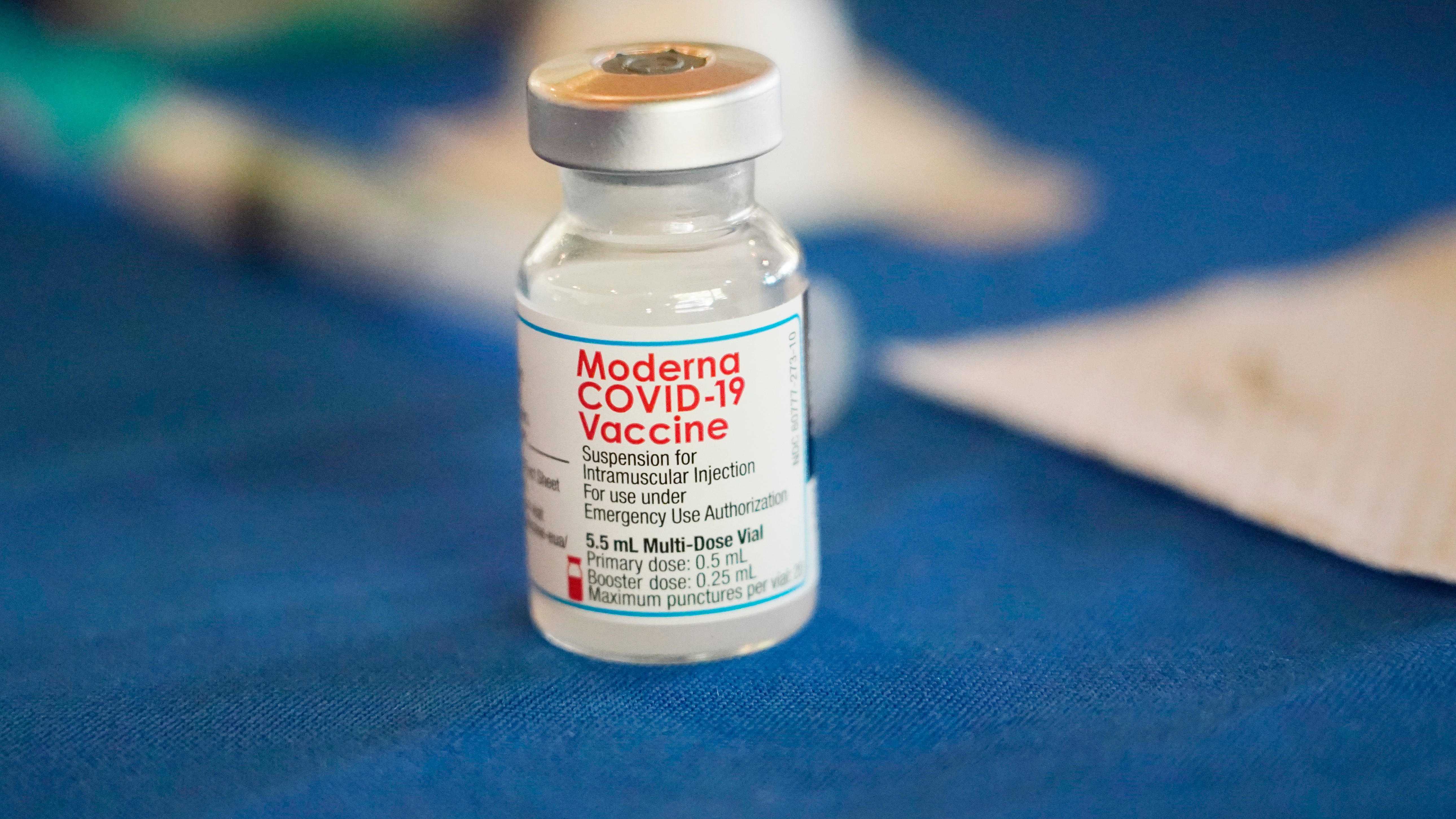 British regulator 1st to OK Moderna's updated COVID booster