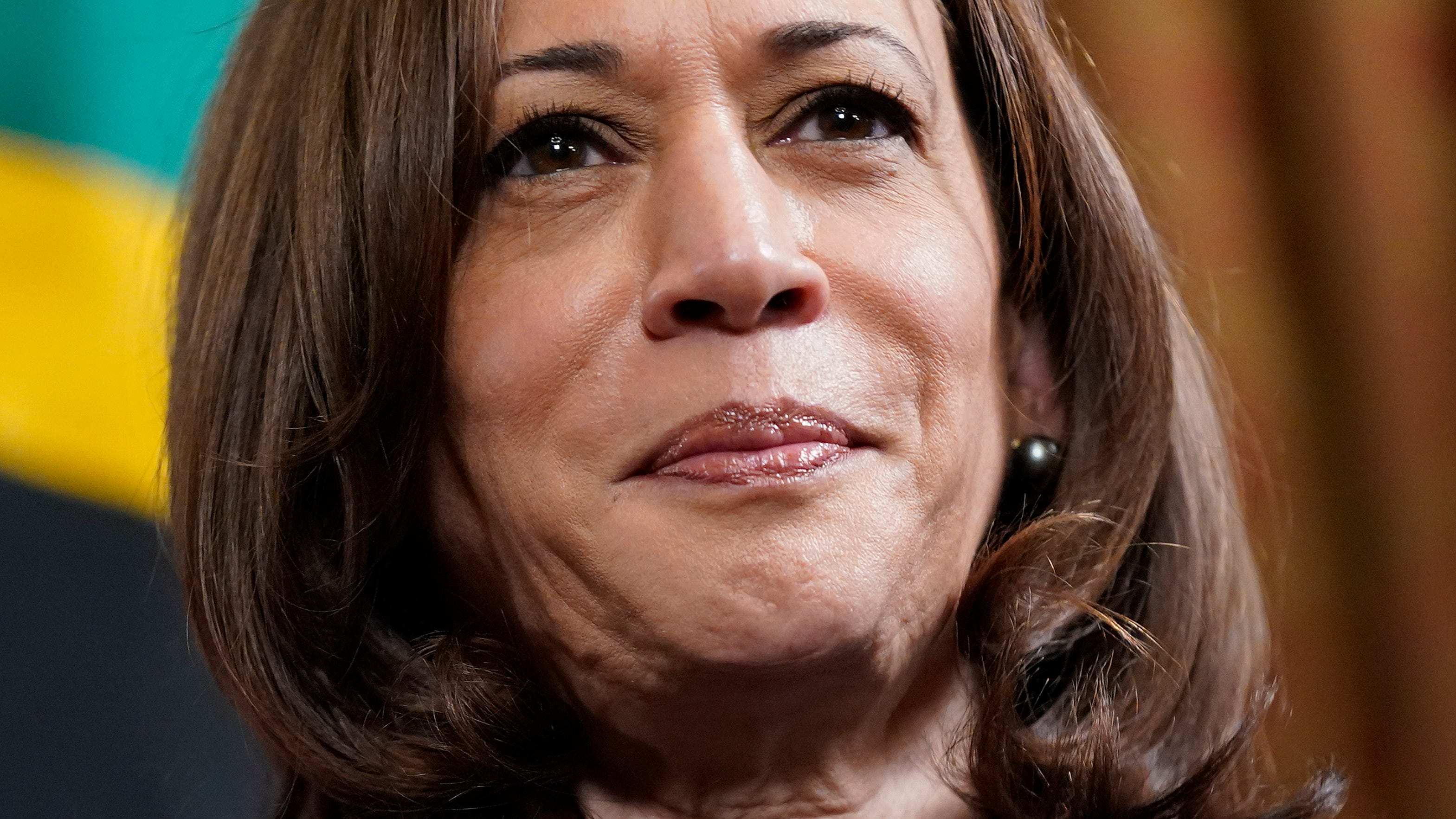 Harris positive for COVID-19, Biden not a 'close contact'