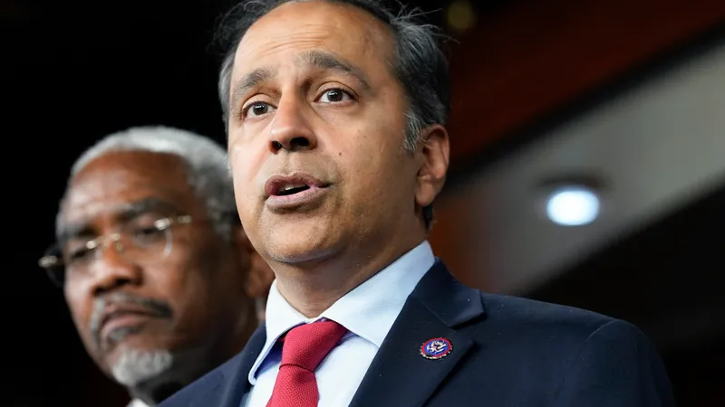 House panel calls for cryptocurrency fraud oversight