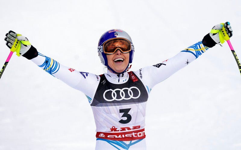 United States' Lindsey Vonn smiles in the finish area after the women's downhill race, at the alpine ski World Championships in Are, Sweden, Sunday, Feb. 10, 2019