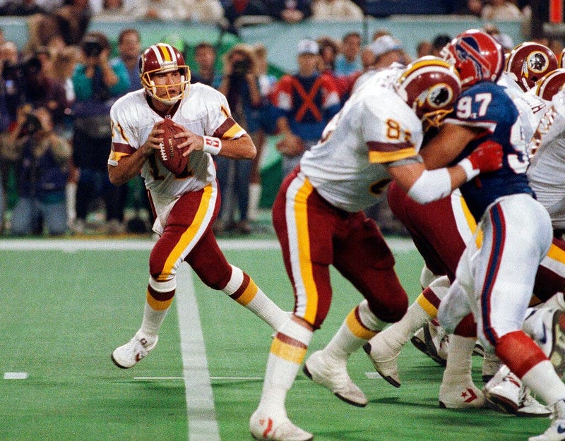 Washington Redskins quarterback Mark Rypien