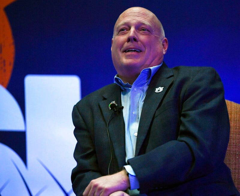 Longtime Auburn University broadcaster Rod Bramblett