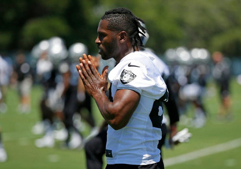 Oakland Raiders wide receiver Antonio Brown 