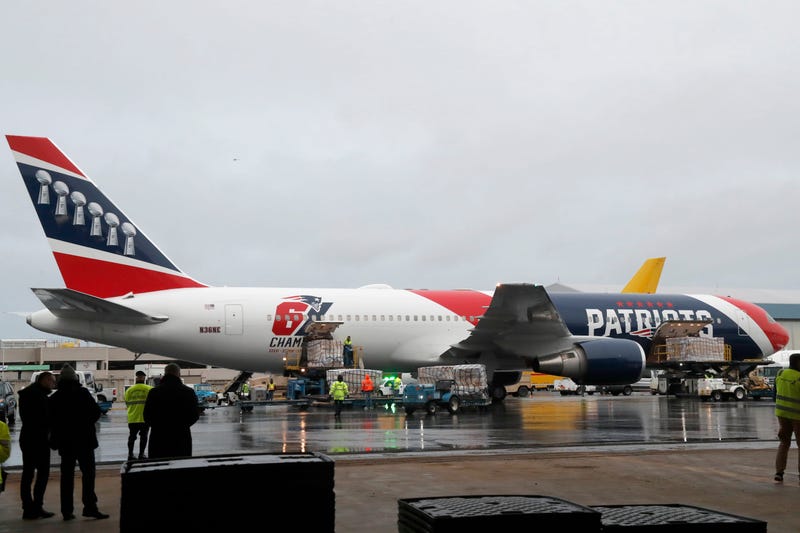Patriots plane masks