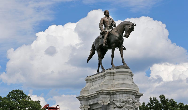 Robert E Lee Statue