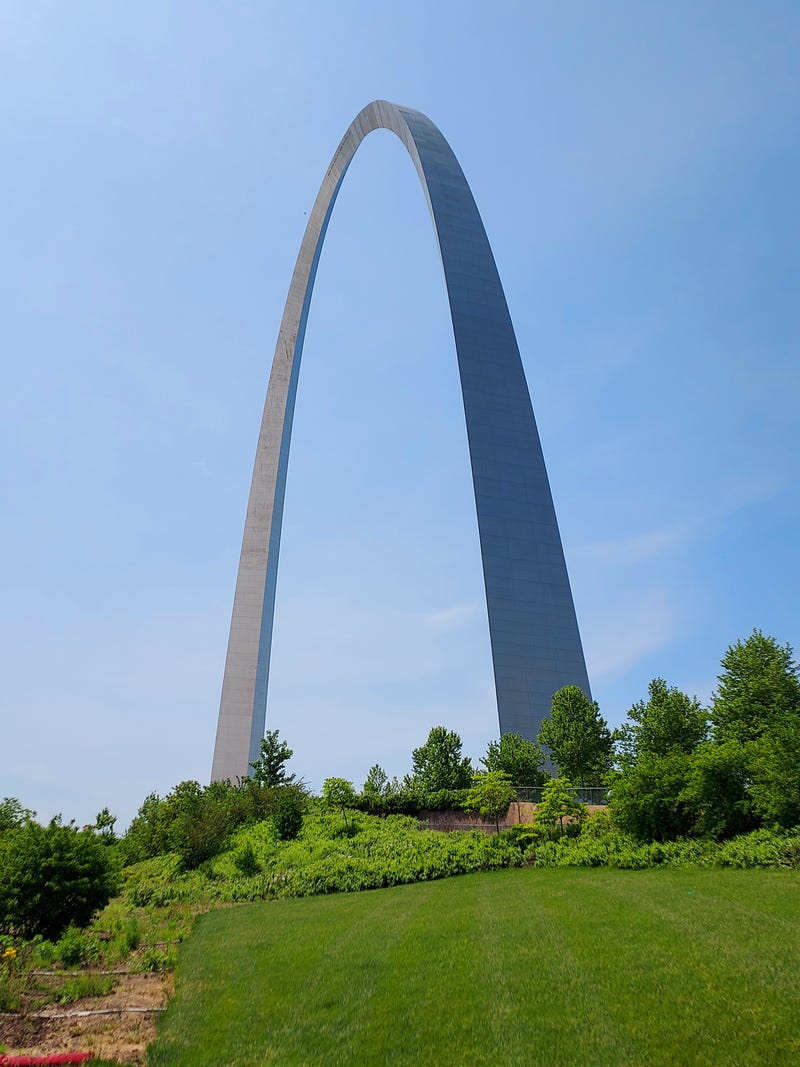 St. Louis Firefighters rescue tourists stuck in Gateway Arch tram.