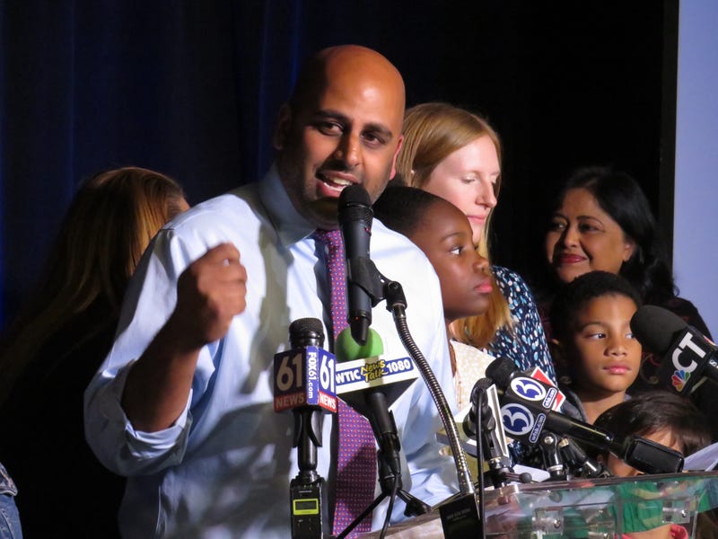 Hartford Mayor-elect Arunan Arulampalam, giving a victory speech with his family, 11/7/23