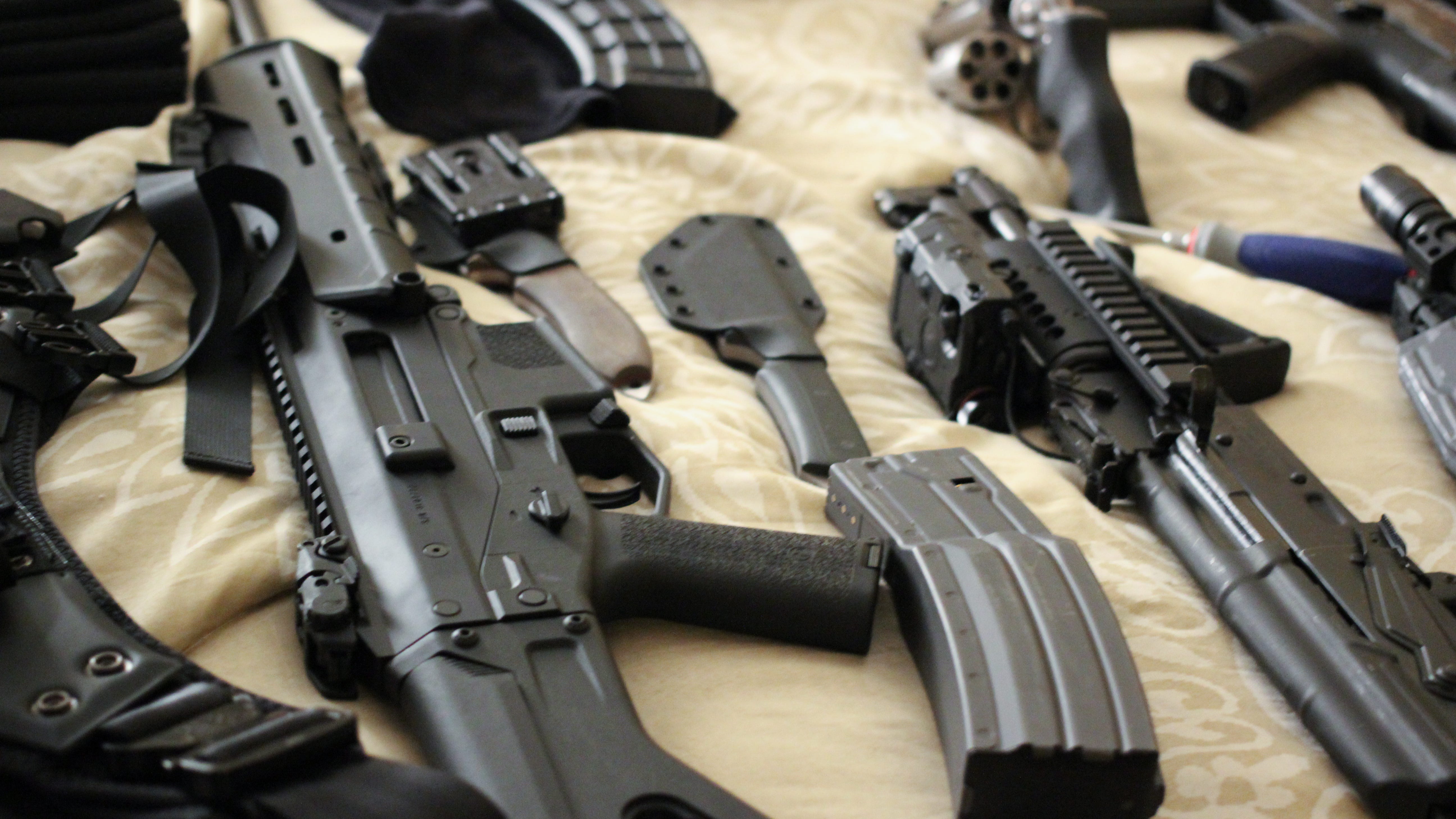 Illinois House Committee holds final hearing for proposed assault weapons ban