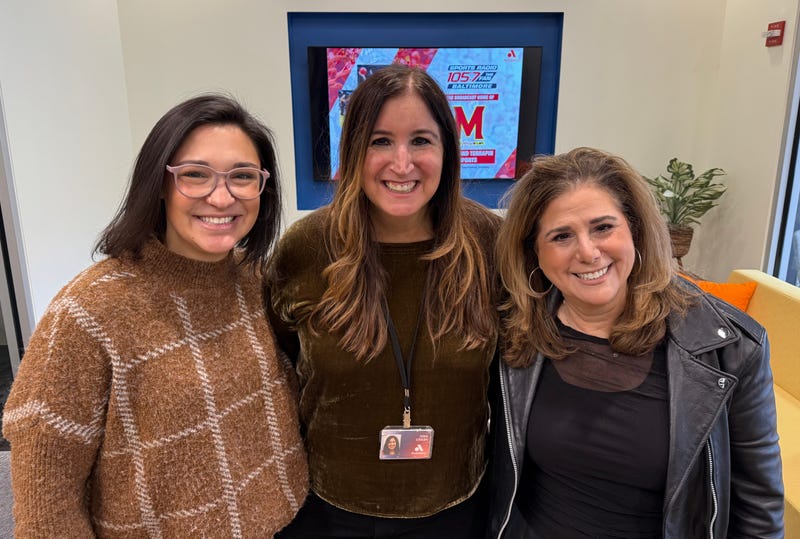 Art With A Heart Deputy Director Megan Gatto & Founder/Executive Director Randi Pupkin with Gina Crash