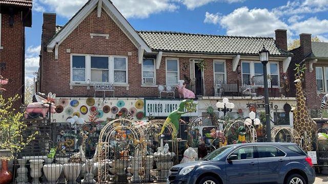 PHOTOS: Gringo Jones building up for sale, owner moving to new location