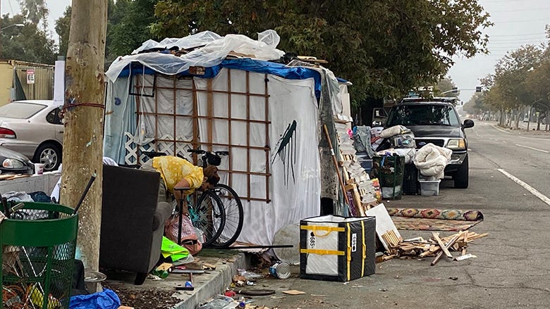 Homeless camp clean up Venice Blvd. Sept. 8, 2021