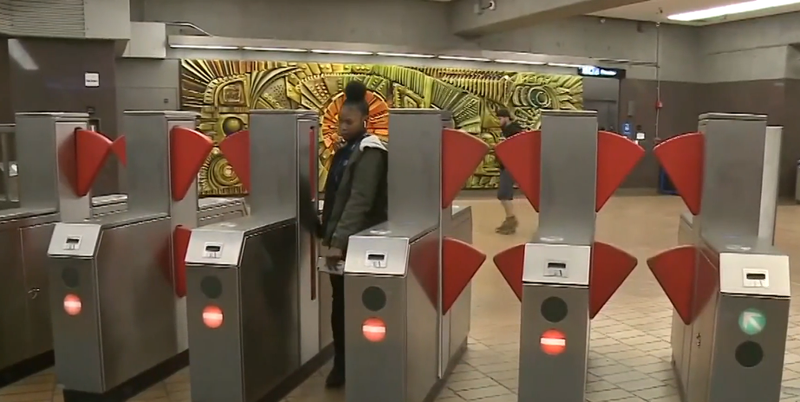 BART Tests Double-Stacked Fare Gates