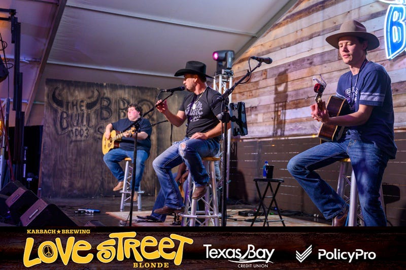  Granger Smith BBQ