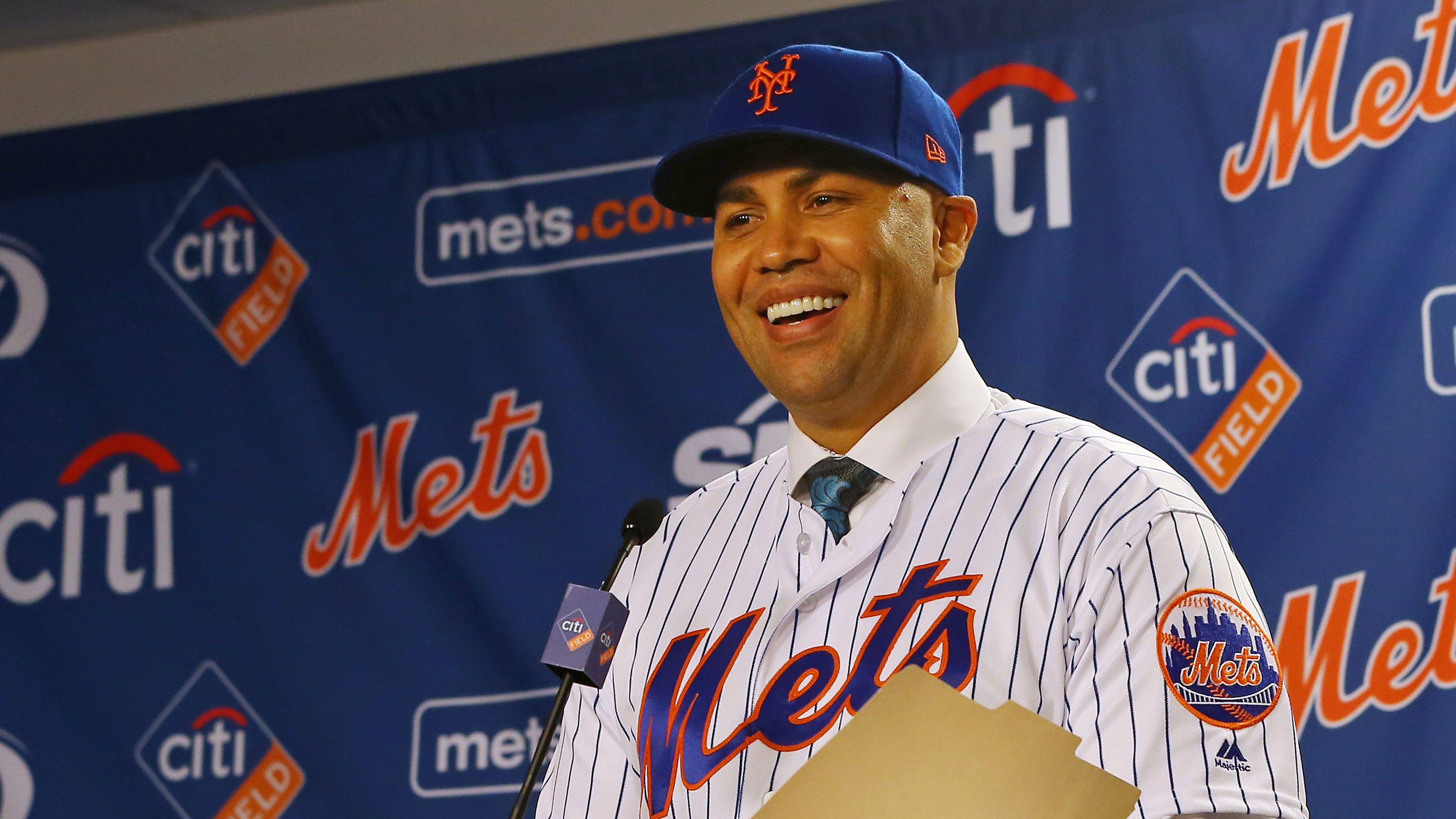 Mets reportedly hire Carlos Beltran to front office role