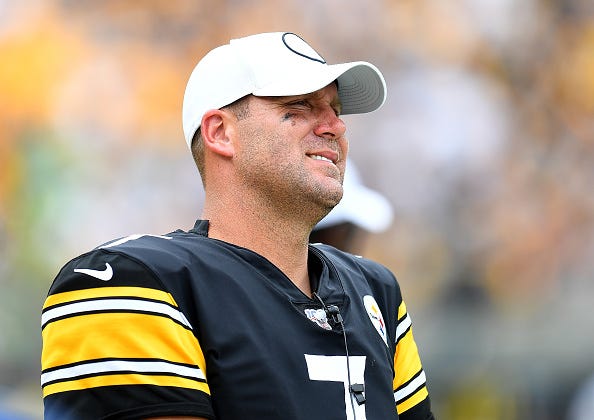 Ben Roethlisberger looks on from the Steelers sideline during a 2019 game.