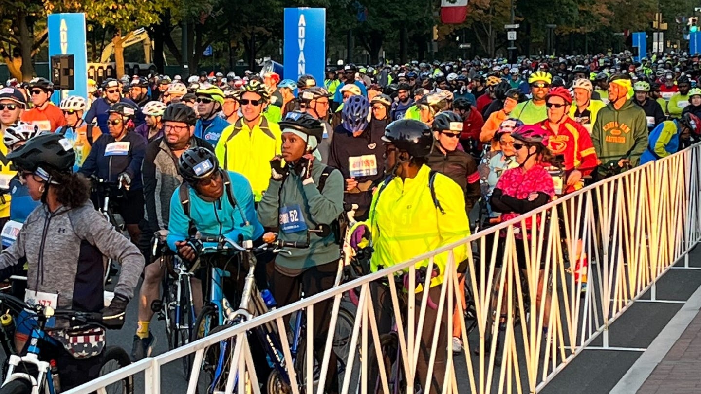 Cyclists enjoy 20 miles of car-free roads during Philly Bike Ride