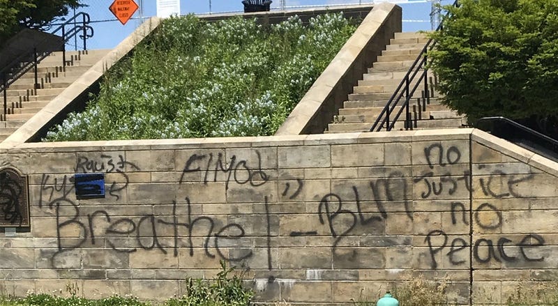 Highland Park Graffiti 
