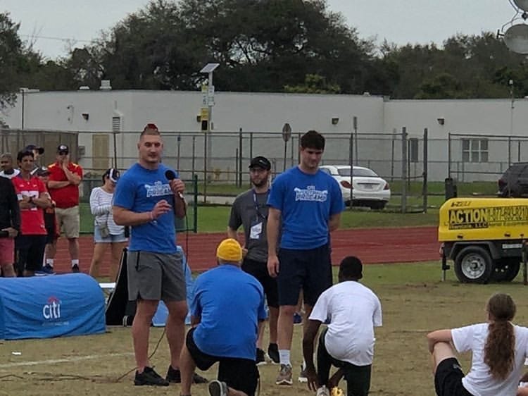 Joey Bosa, Daniels Jones Do Some Teaching