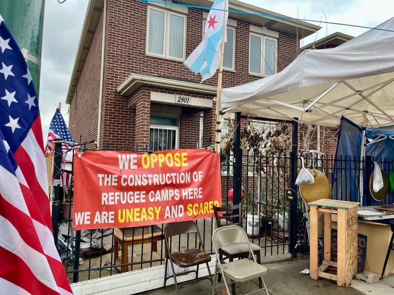 migrant opposition, signs
