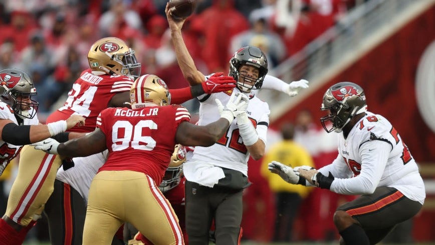 49ers defense dominates Tom Brady, Bucs as win streak hits six
