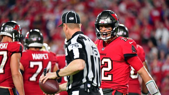 Did Tom Brady yell 'go f–k yourself' at Saints sideline after late-game interception?