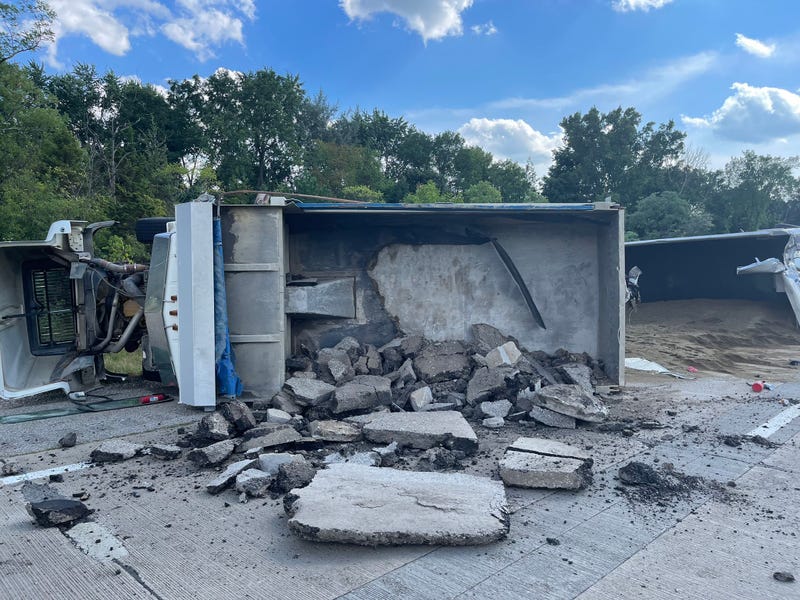 Four-semi crash on M-14