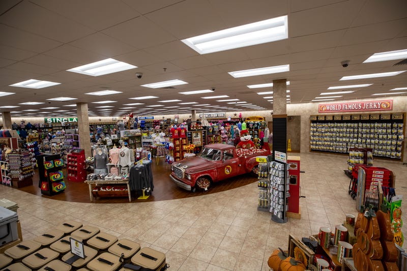 inside of the buc-ee's store