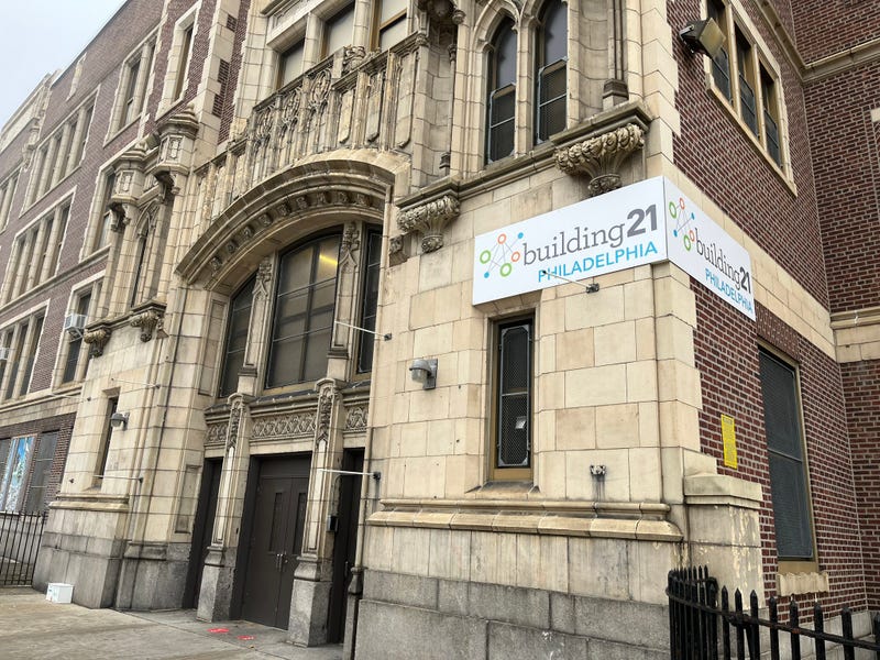 Building 21 high school