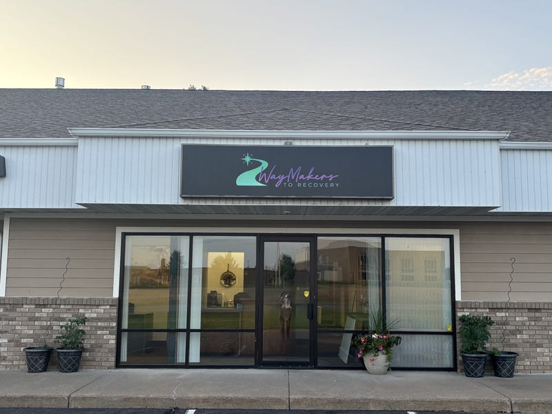 WayMakers to Recovery offers peer recovery specialists who are trained to help someone struggling with addiction become ready and willing to seek treatment, explore their options, improve access to medication-assisted therapy, and offer guidance post-treatment.