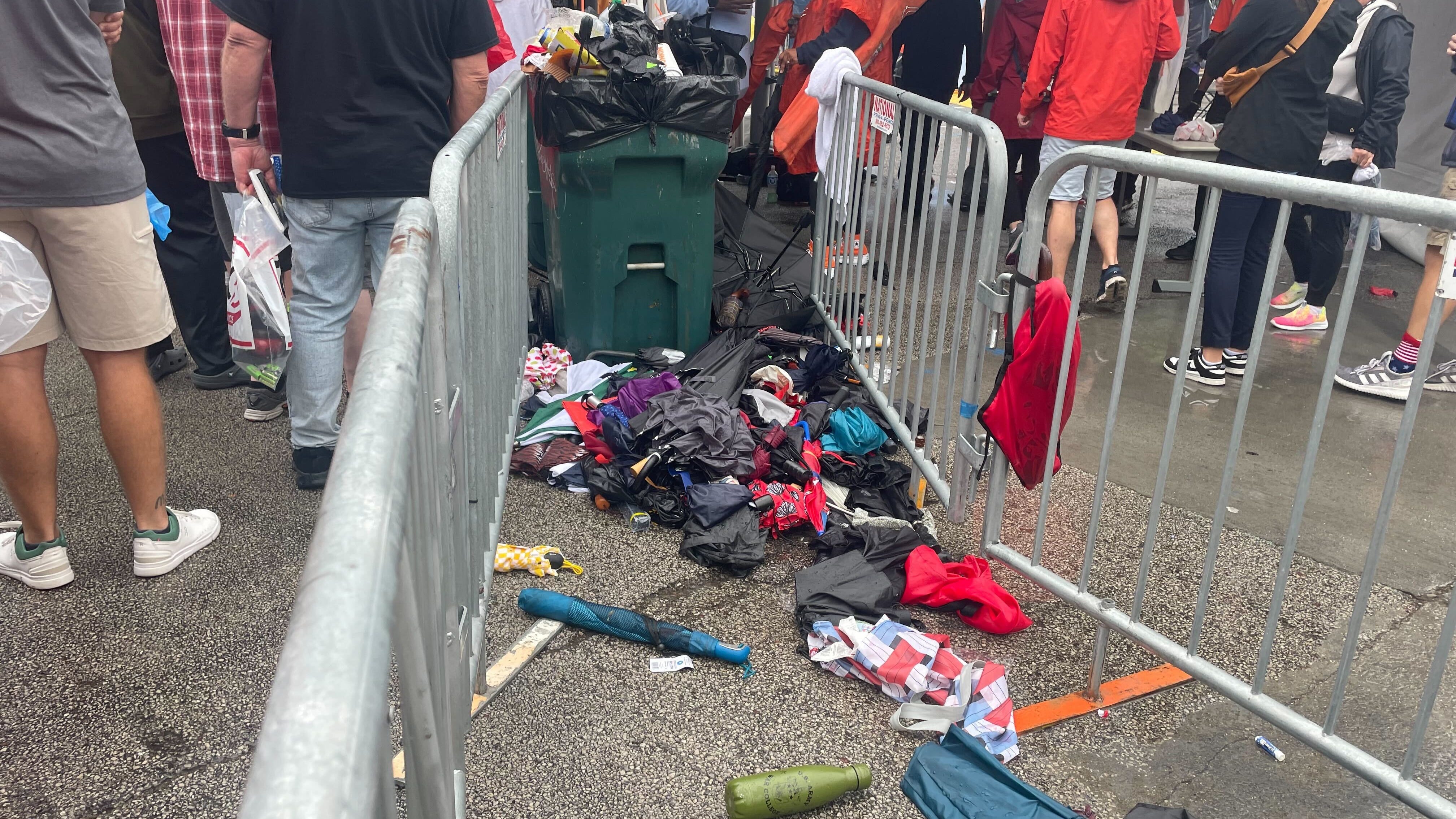 Umbrellas a no-no at today's rainy NASCAR race