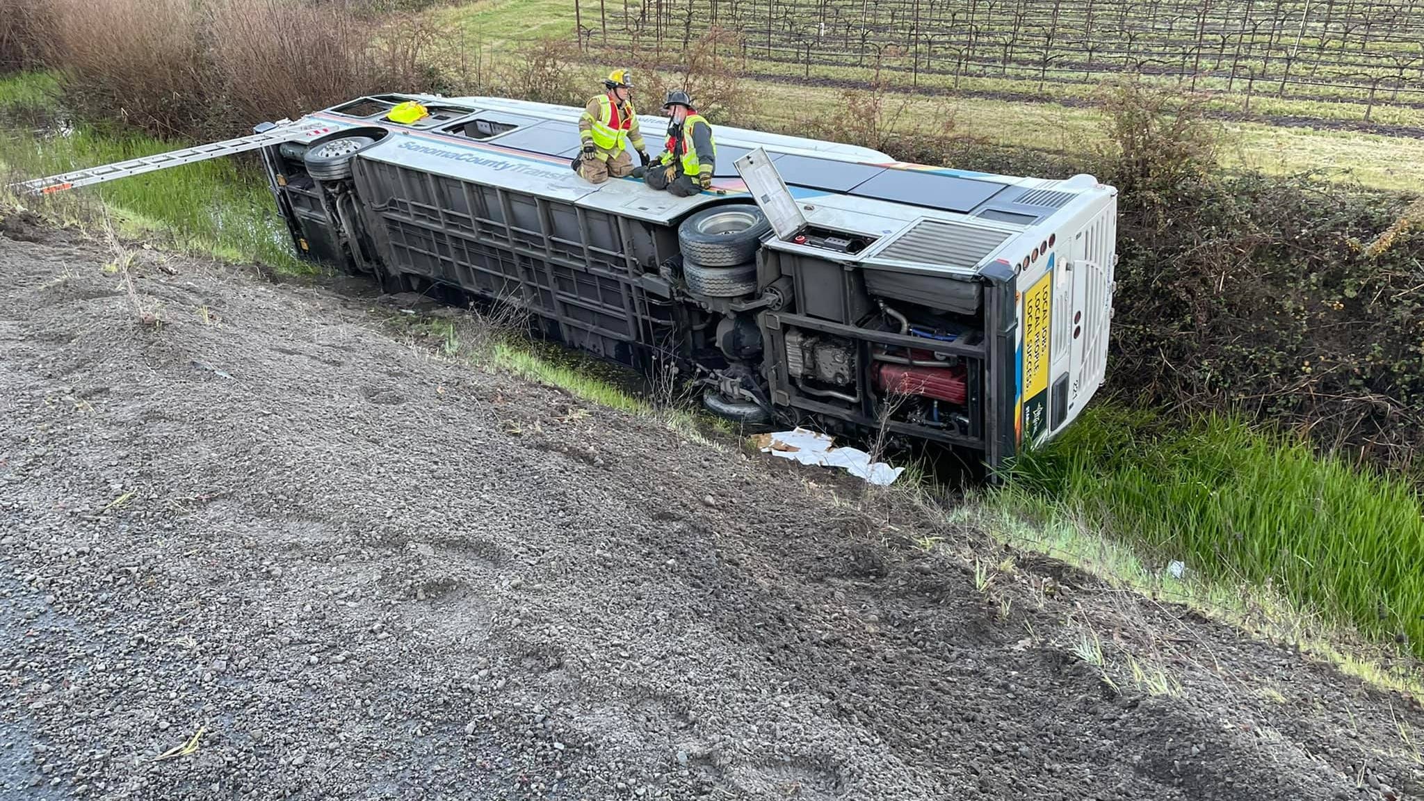 Sonoma County bus overturns into a ditch after multiple vehicle crash