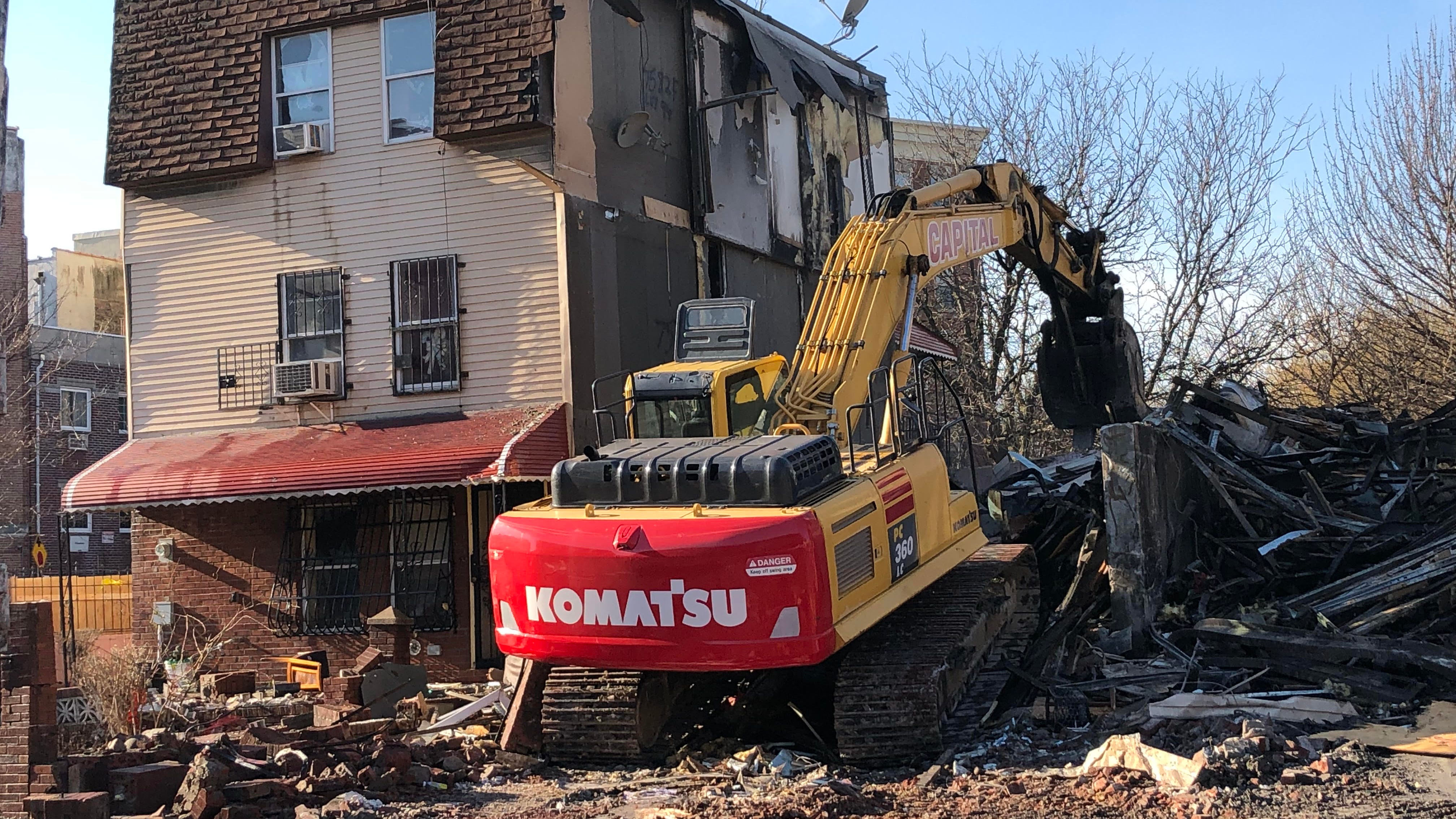 4 buildings being demolished following fatal Bronx explosion: officials