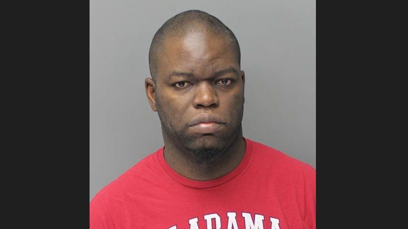 Man used camera attached to his shoe to record person in dressing room at Canton Plato's Closet: cops