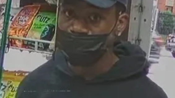 Man carjacks Mercedes at gunpoint in Brooklyn before fleeing