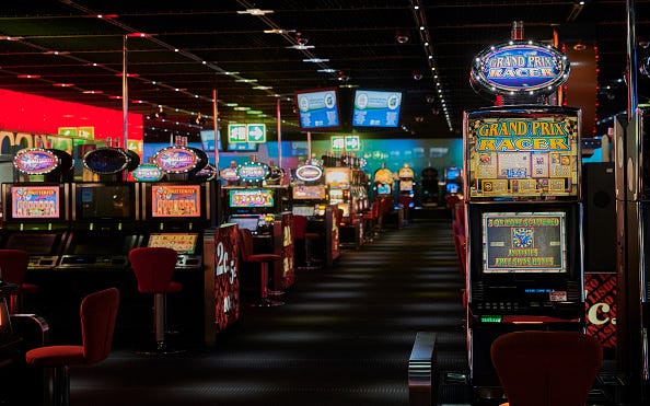 Detroit casinos delay reopening amid new COVID strain