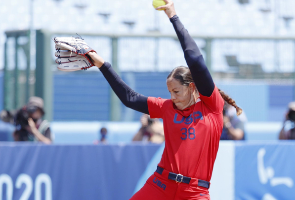 Longhorns-great Cat Osterman returned last night to lead the Team USA softball team to a 2-0 win