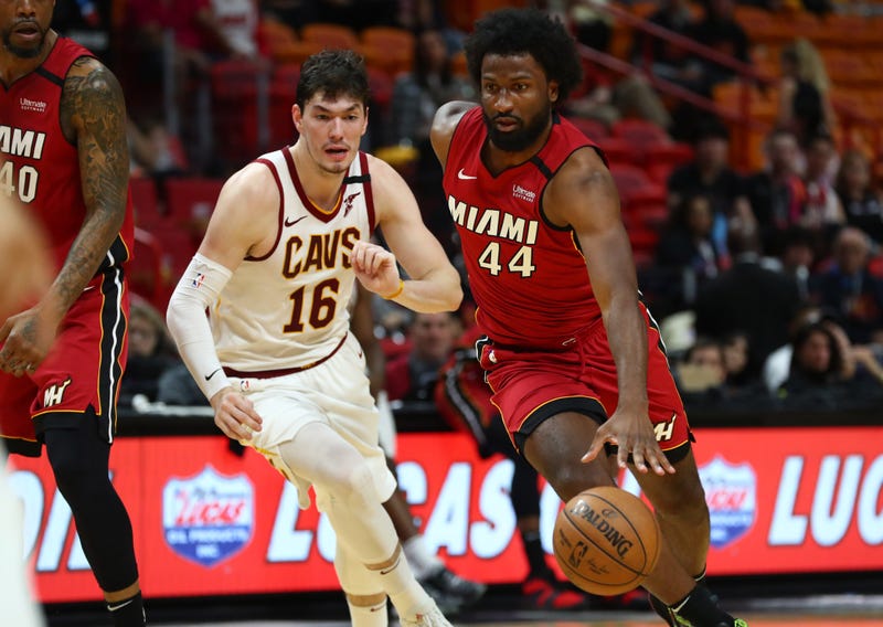  Miami Heat forward Solomon Hill (44) drives to the basket against Cleveland Cavaliers forward Cedi Osman (16)