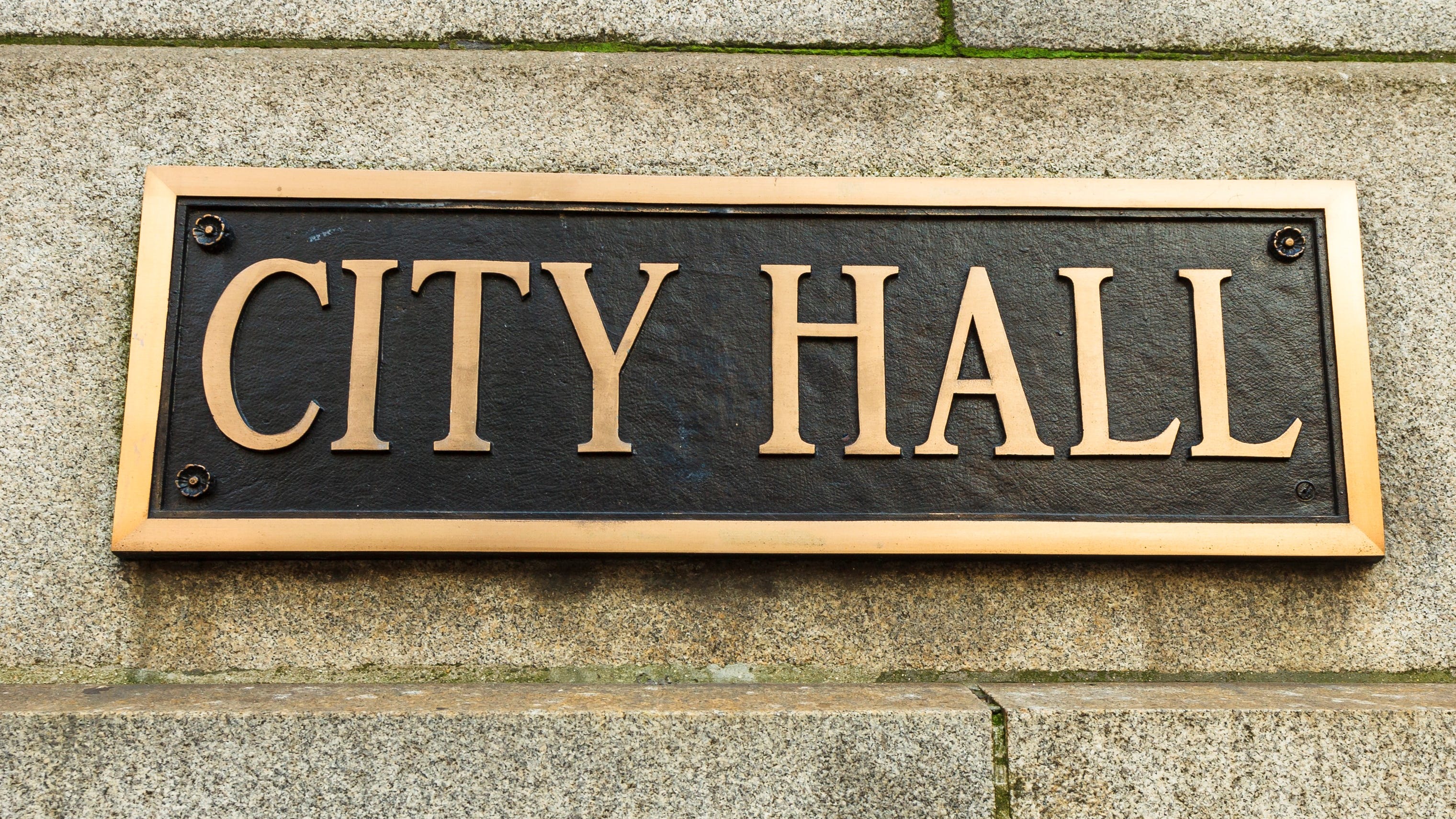 Take mayoral polls with a grain of salt, political science professor advises voters