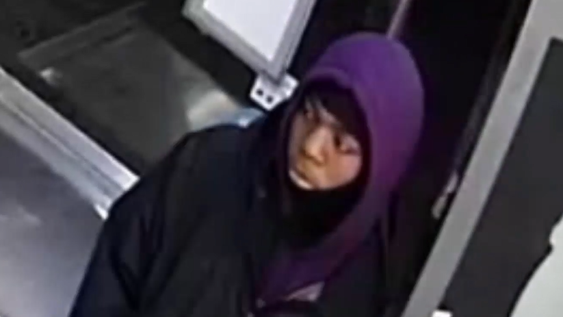 Victim kicked, slashed during dispute outside Manhattan fast food joint, attacker sought