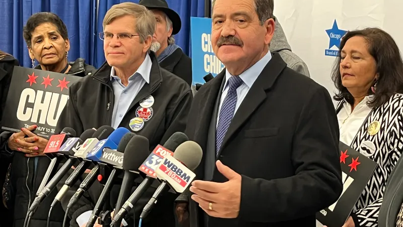 Garcia fires back at Lightfoot over crime: 'Too many nights we hear gunshots'