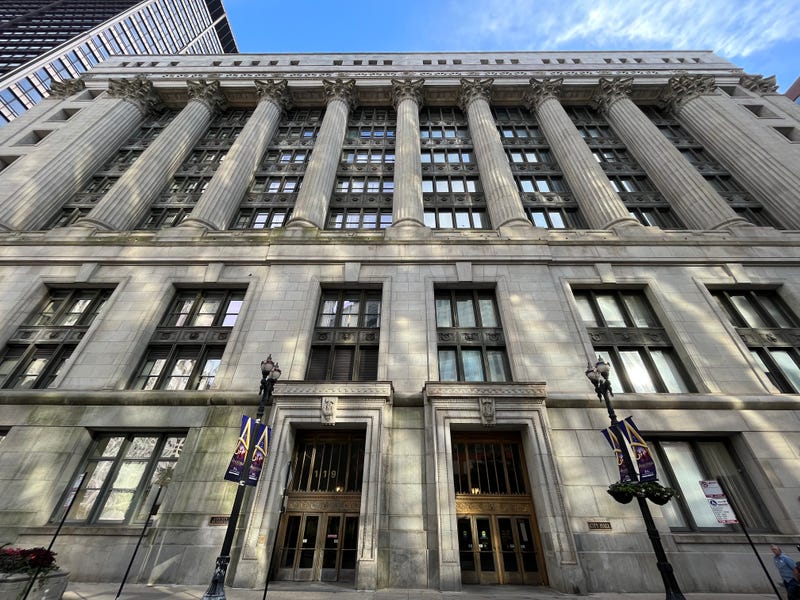 Chicago City Hall.