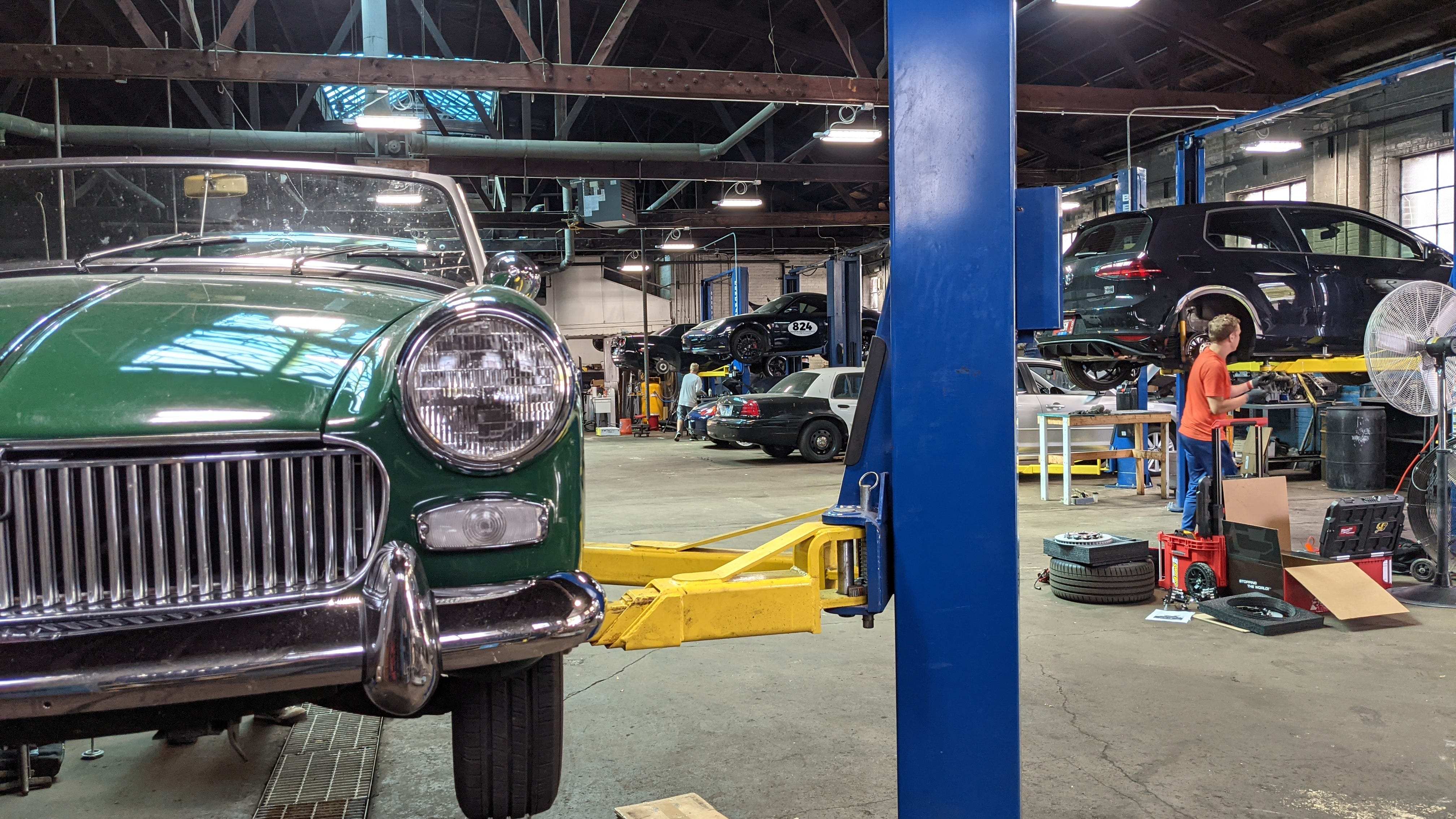 Gearhead Workspace in Bridgeport more than just a space for people to work on their own cars