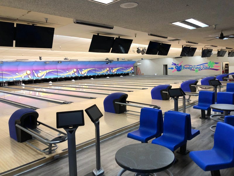 Cloverleaf Family Bowl in Fremont closes after more than 60 years of business, because of the coronavirus pandemic