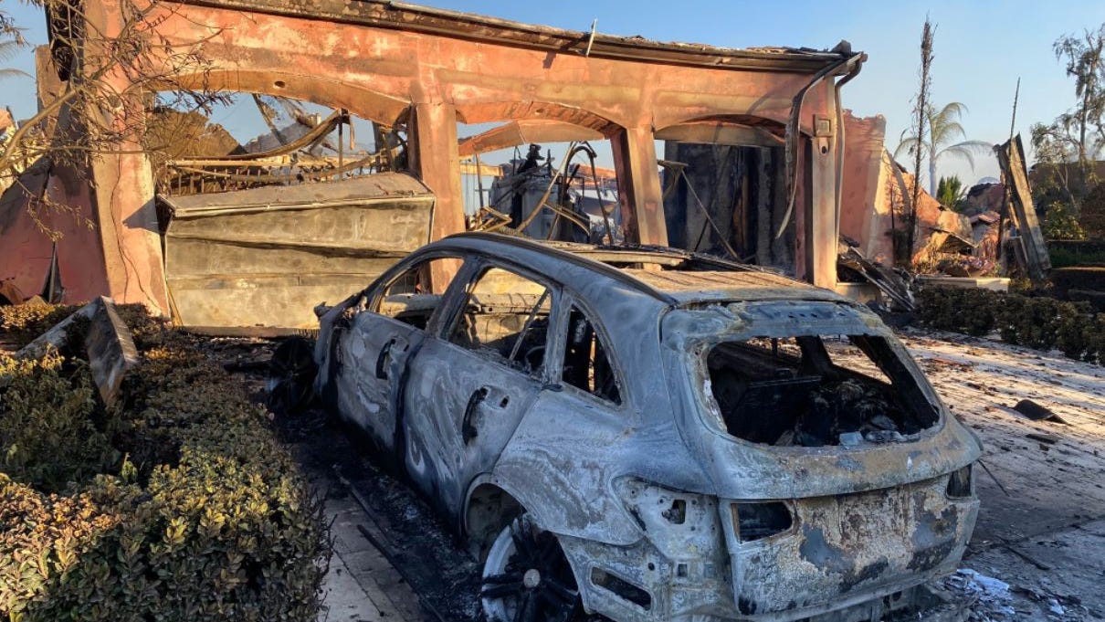Coastal Fire destroys at least 20 homes in Laguna Niguel, evacuations still in place