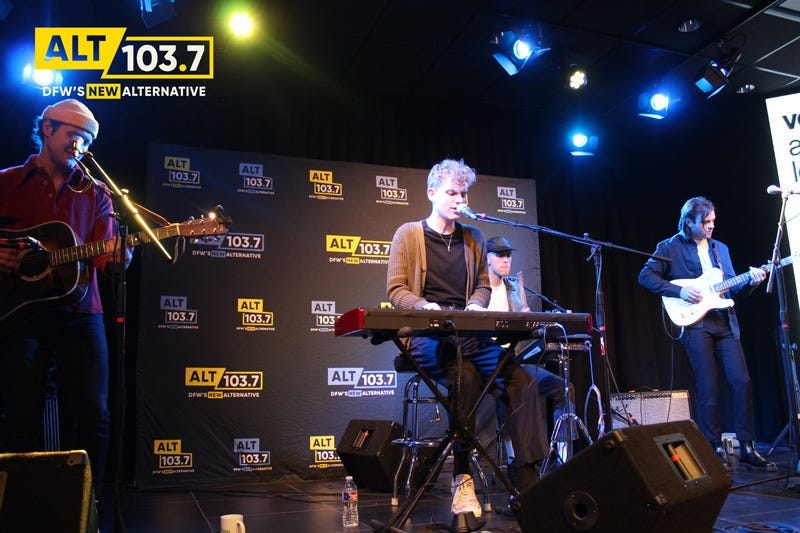 COIN Live At The Verizon Artist Lounge